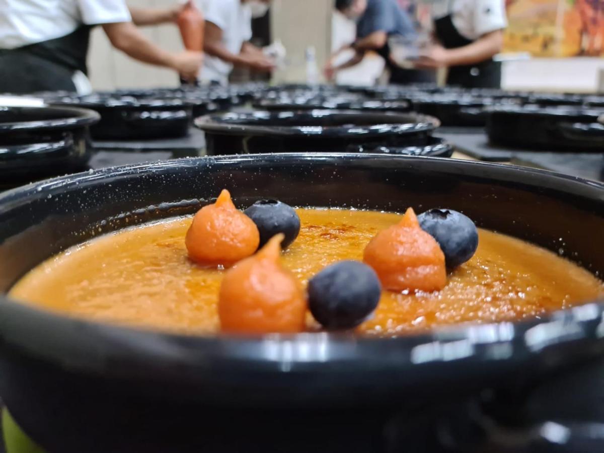 Hotel Museo Spa Casa Santo Domingo Antigua Ngoại thất bức ảnh A bowl of dal makhani